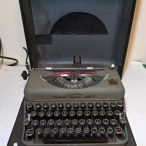 Vintage imperial typewriter - imperial,