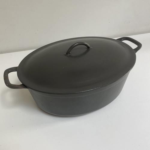 Belgium cast iron casserole - fe,