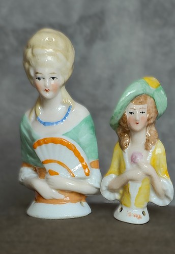 Pair vintage antique - of, /