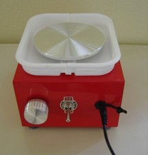 Mini electric pottery wheel