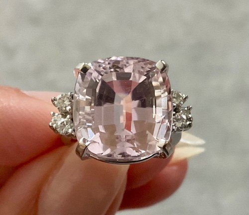 Reserved stern pink - h.,