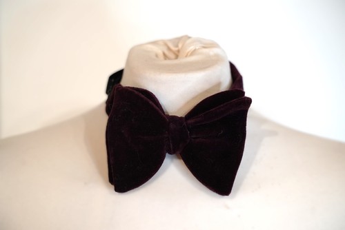 Vintage burgundy velvet bow - velvet,