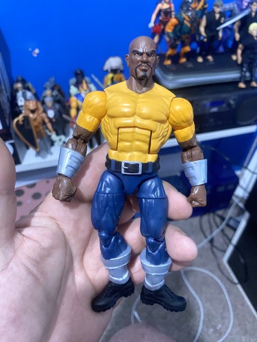Luke cage marvel legends - luke,