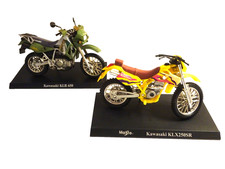 2 x Kawasaki Maisto Die Cast Motorcycle Models - 1:28 - KLX250 SR and KLR 650