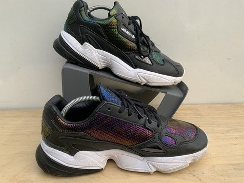 Adidas torsion out loud - adidas, falcon