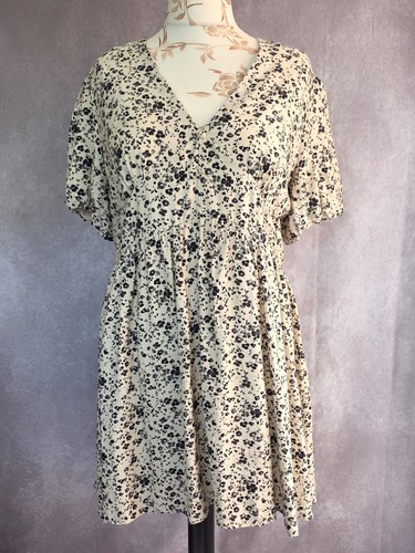 Cream floral mini dress - mini,