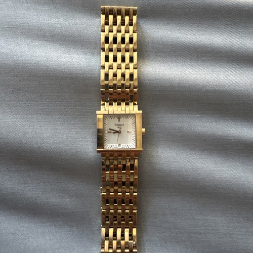 Tissot l910 ladies square - tissot,