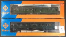 ROCO HO. 2 PASSENGER COACHES