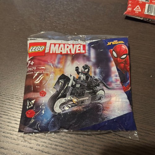 Lego super heroes - heroes:, venom