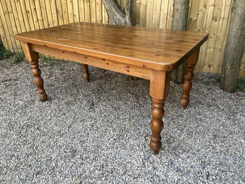 Vintage solid turned pine 8 - turned,