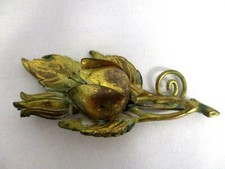 ANTIQUE GOLDWASH METAL BROOCH