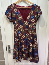 Tenki Floral Print Dress Size 12/14 Short Sleeves Lined