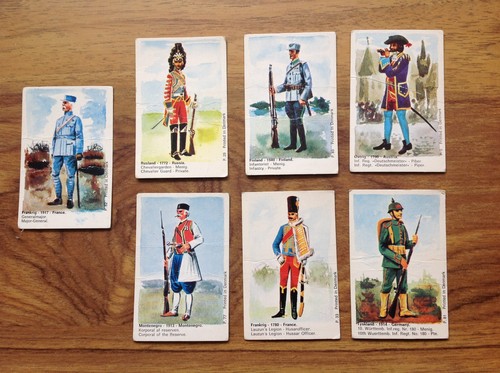 Soldiers the world cards - the,