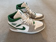Nike Air Jordan 1 Mid SE