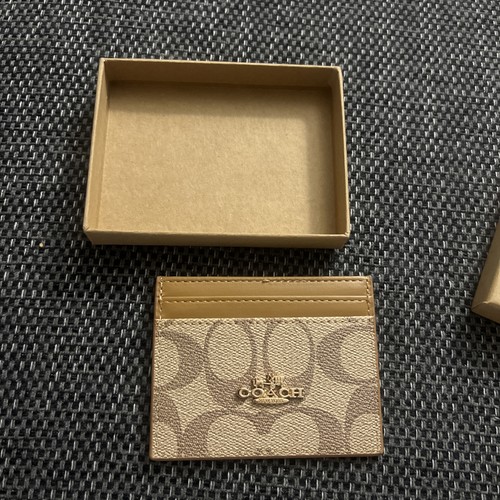 Coach card holder - coach,