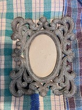 Ornate/Decorative Photo Frame Silver Wood With Oval Aperture.