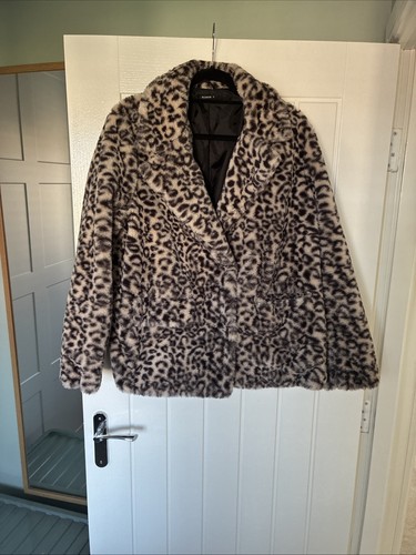 Roman leopard print faux - roman.,