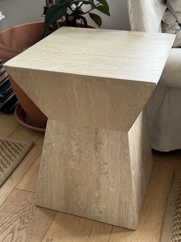 Sculptural stone travertine