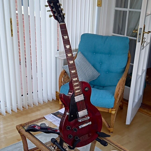 Gibson les paul studio - gibson,