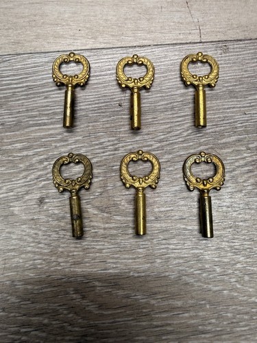 Vintage brass ornate - 6,