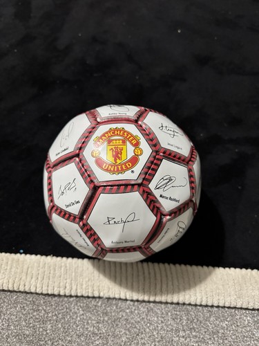 Manchester united signed - manchester,