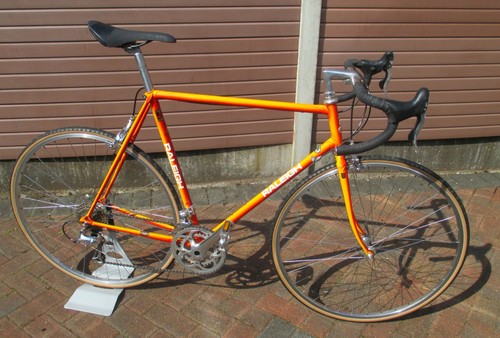 Vintage raleigh race bike - raleigh,