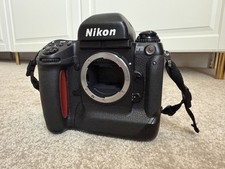 Nikon F5 35mm SLR Film Camera