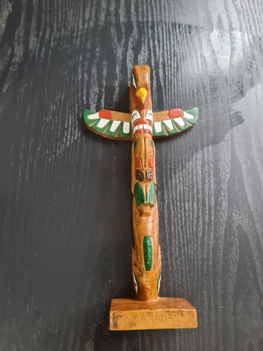 Hand painted wooden - hand‑painted, totem