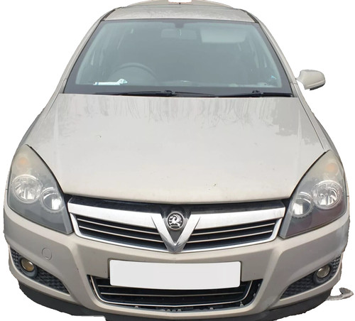 Vauxhall astra mk5 2004 - h,