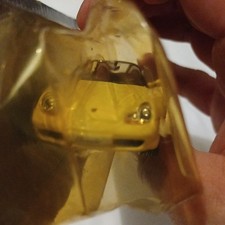 Retro Collectable De Agostini Porsche BOXSTER 1997 IN YELLOW never been touched 