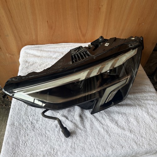 Headlight front left passenger - front,