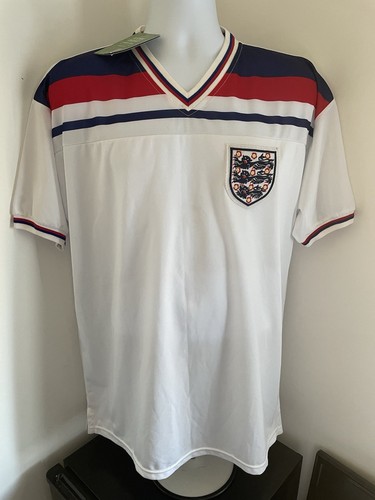 England 1982 home - 1982, draw