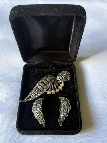 Vintage retro brooch with - vintage,