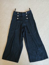 Ladies size 8 Cropped black Trousers Elasticated At Back
