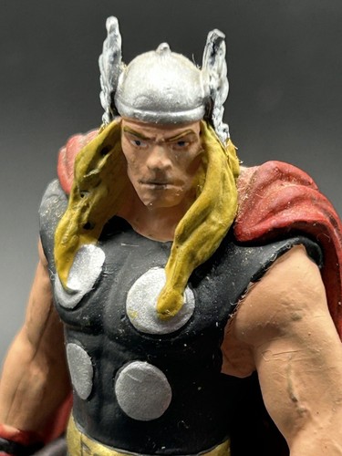 2005 classic marvel figurine - classic,