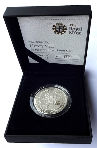 Cased royal mint 2009 - mint,