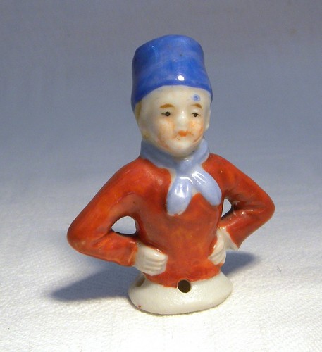 Vintage half doll pin - vintage, 1.3/4"