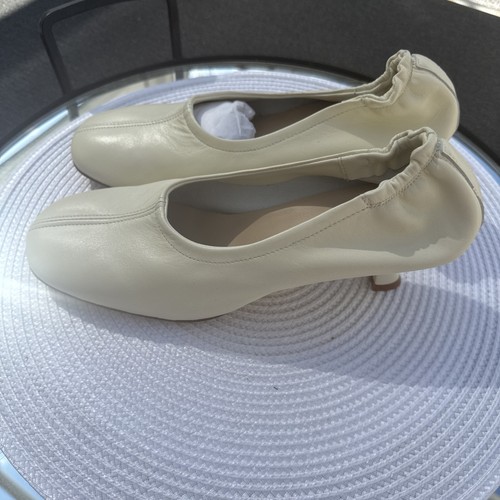 Russel and bromley - russel, women's