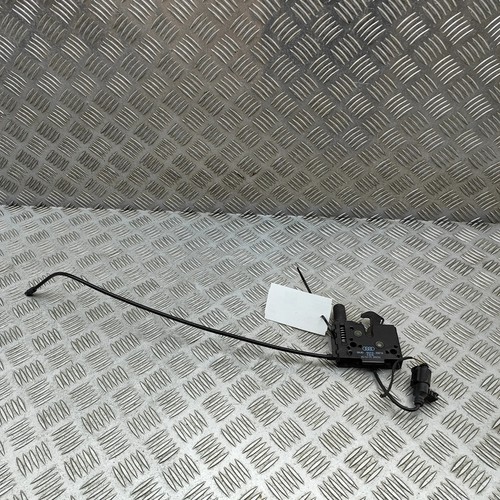 Audi right bonnet - b9,
