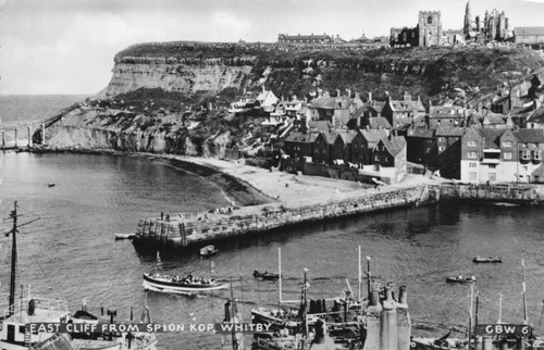 Postcard whitby east - ,