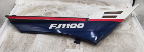 Right underseat fairing - underseat,