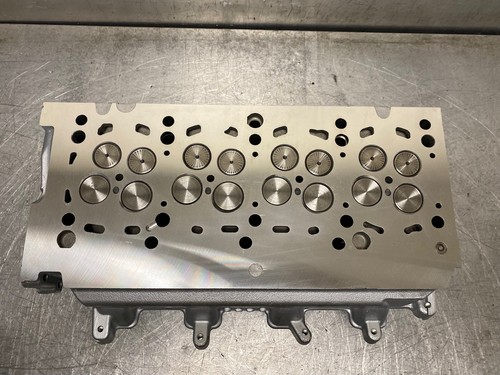 Reconditioned cylinder head - cylinder,