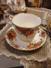 Royal Albert Old Country Roses