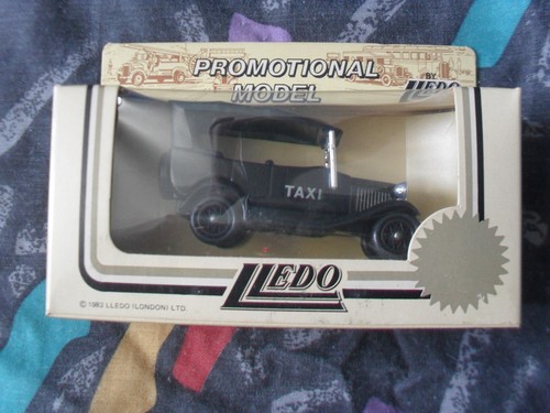 Lledo taxi diecast - lledo,