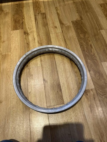 Inch hole wm3 flangeless - 18,