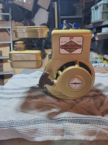 Briggs and stratton 3hp - and,