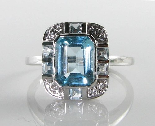 Large 9ct white gold - 9k,