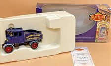 Lledo Days Gone Showman’s