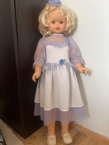 dolls