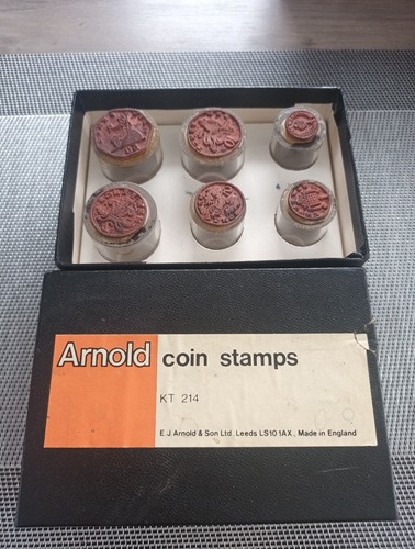 Arnold coin stamp set - arnold,